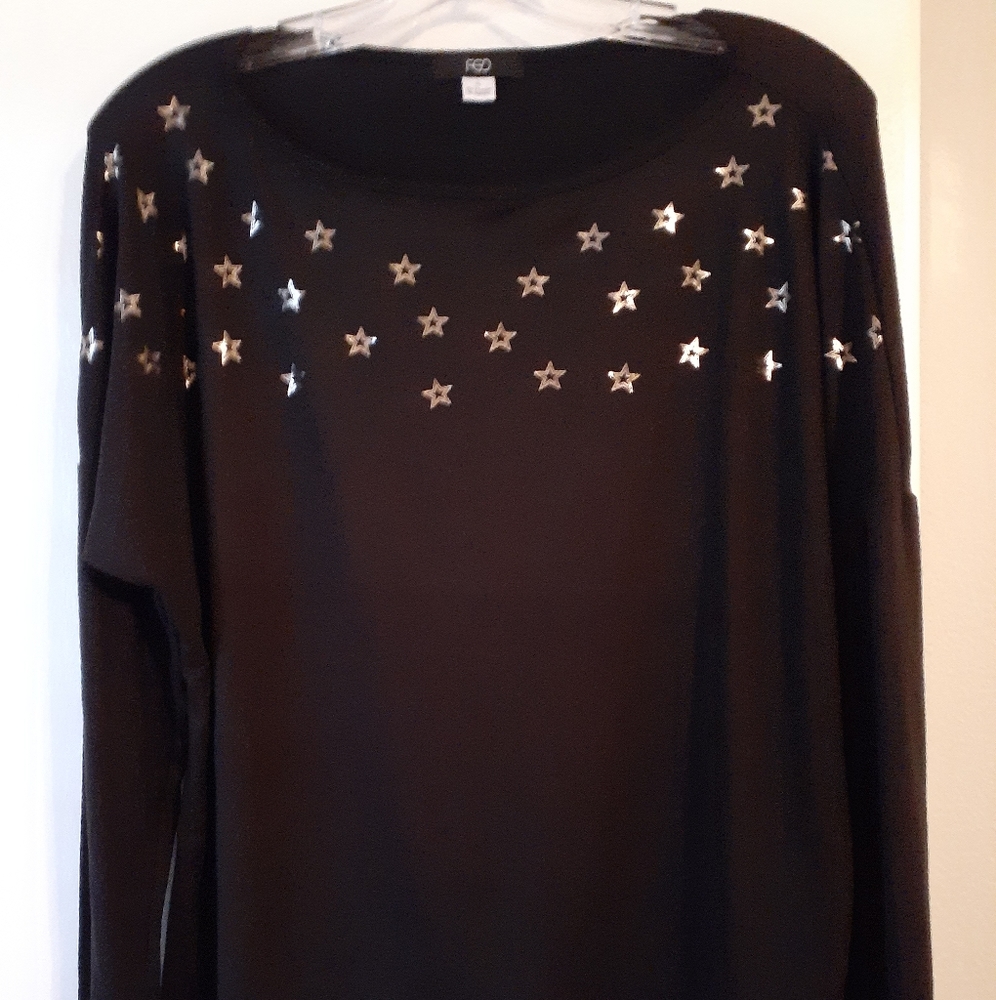 Cache black knit long sleeve knit shirt.